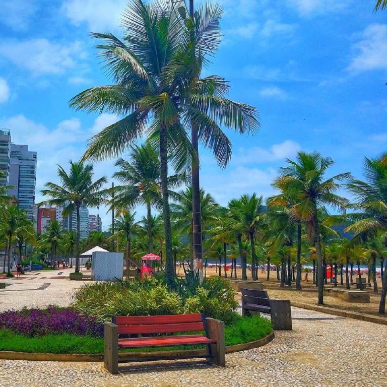 Hospedagem Primeira Quadra Da Praia Πράια Γκράντε Εξωτερικό φωτογραφία