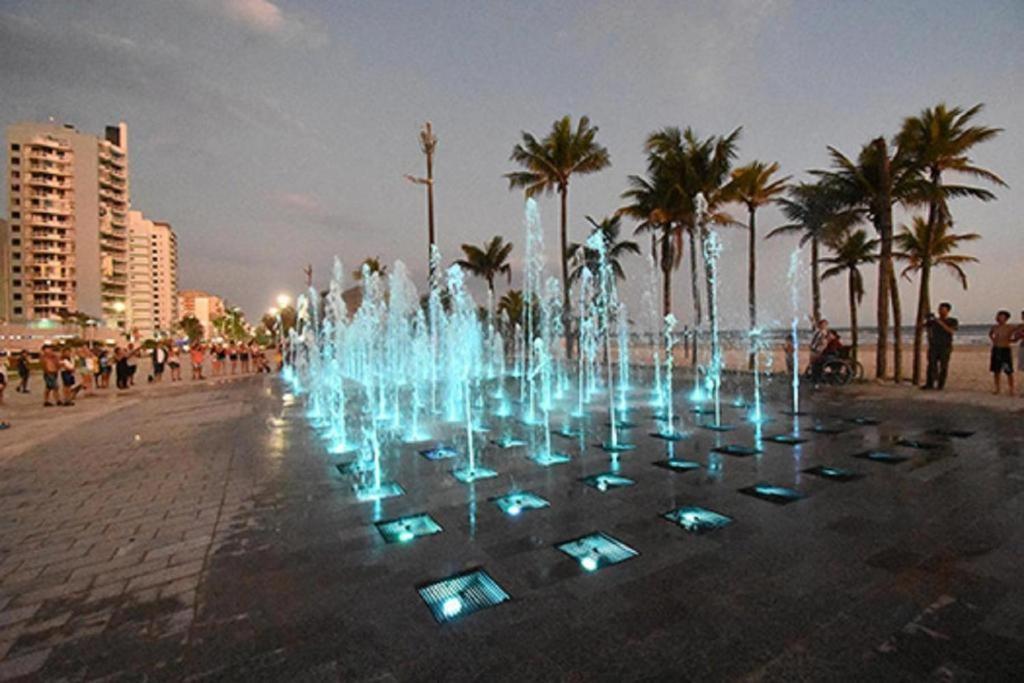Hospedagem Primeira Quadra Da Praia Πράια Γκράντε Εξωτερικό φωτογραφία